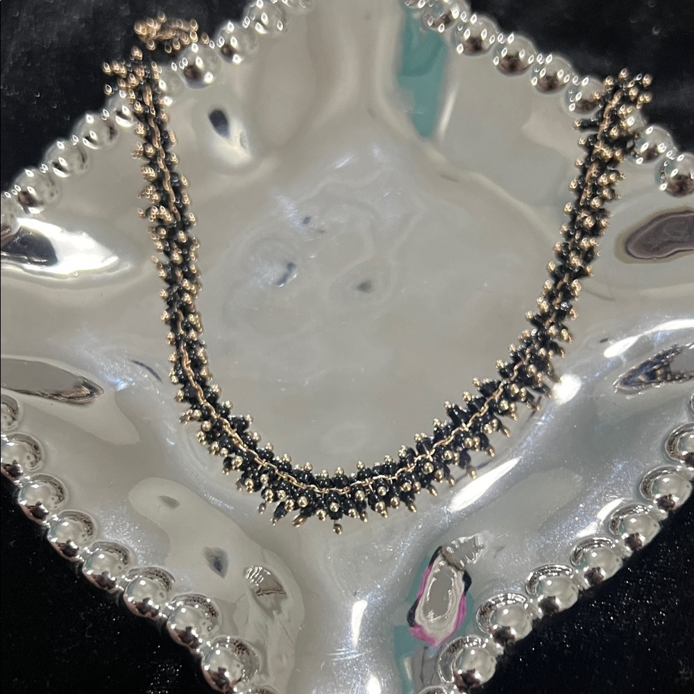 Elegant Black and Gold Necklace